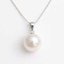 Luxurious 14 MM South Sea Pearl Pendant 14K Solid Gold