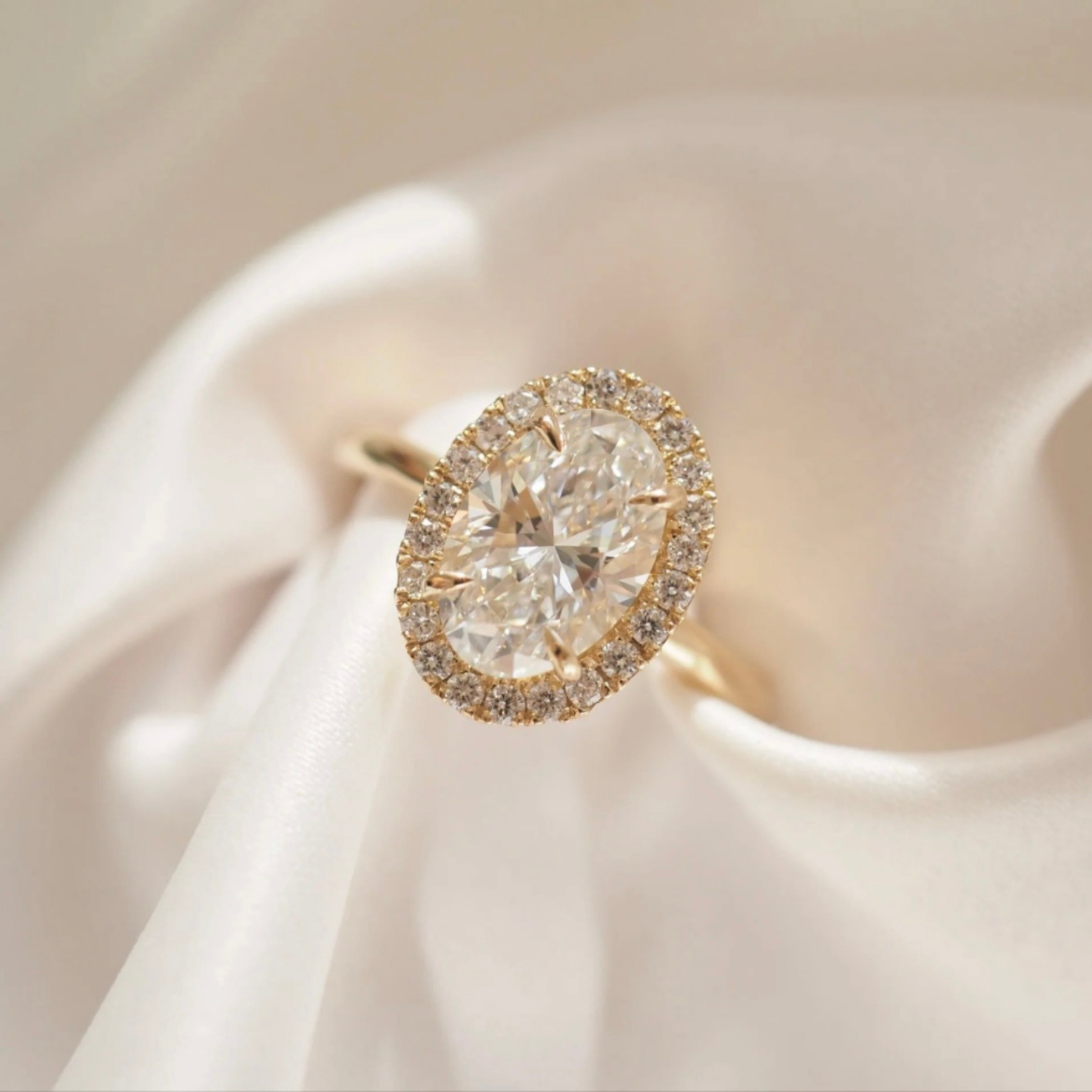 2 to 3 Carat Oval Cut Single Halo 14K Solid Gold Solitaire Diamond Engagement Ring