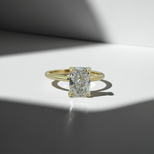 Elegant Radiant Cut Diamond 14K Solid Gold Solitaire Engagement Ring