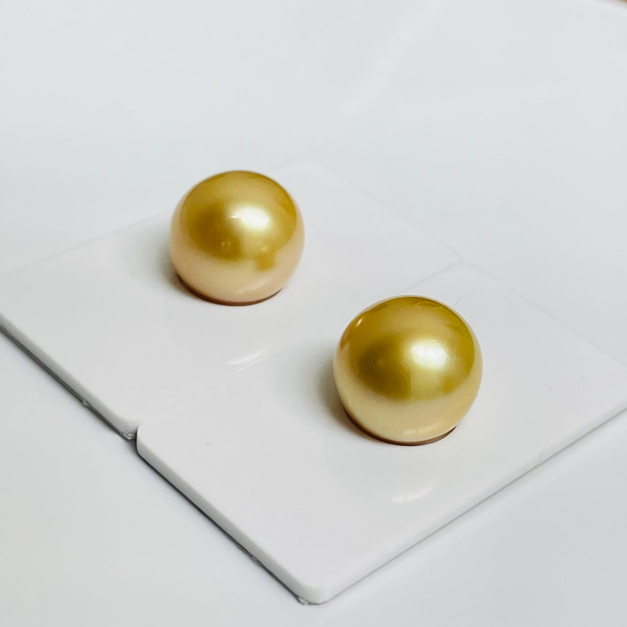 Timeless 13.75 MM Deep Golden South Sea Pearl