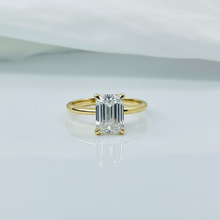 Emerald Cut Diamond Solitaire 14K Solid Gold Engagement Ring IGI Certified