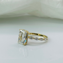 RADIANT HIDDENHALO MARQUESSROUND_3